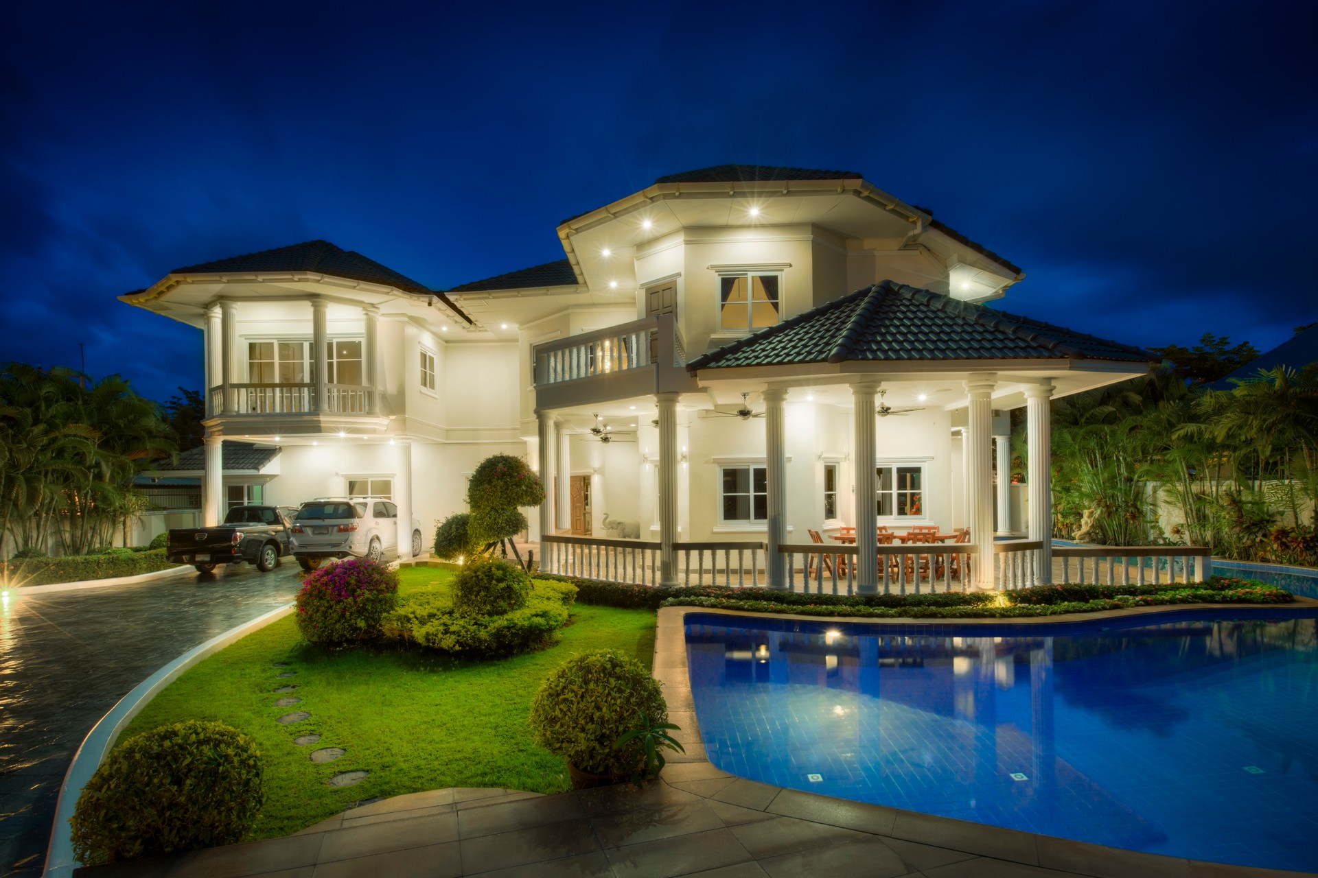 Night villa